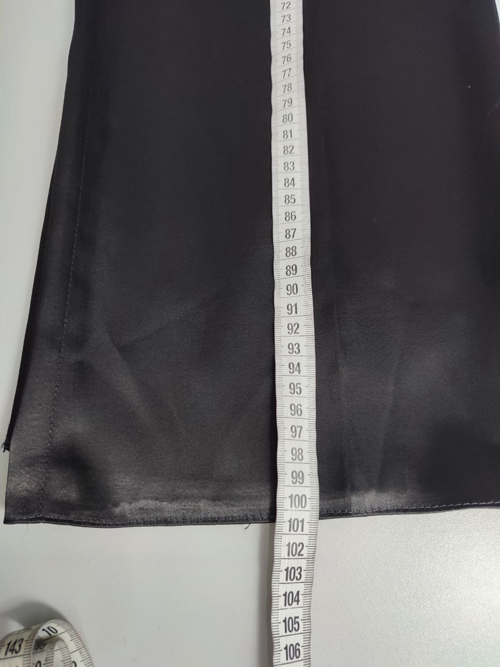 Брюки атласные 50 размер, с браком