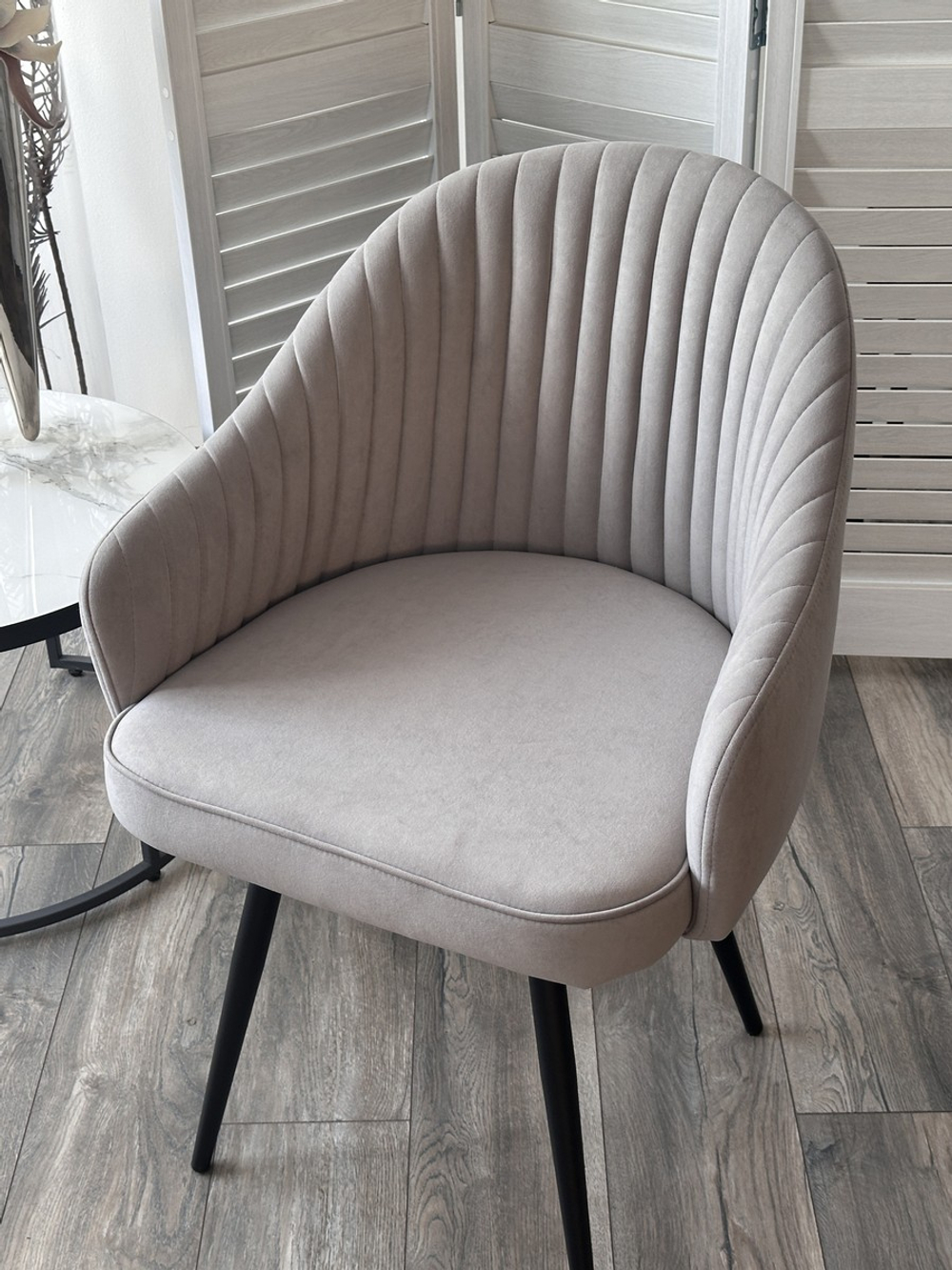 Стул ШЕЛЛ 360 град. поворот. B22 Серый, велюр / черный каркас, М-City