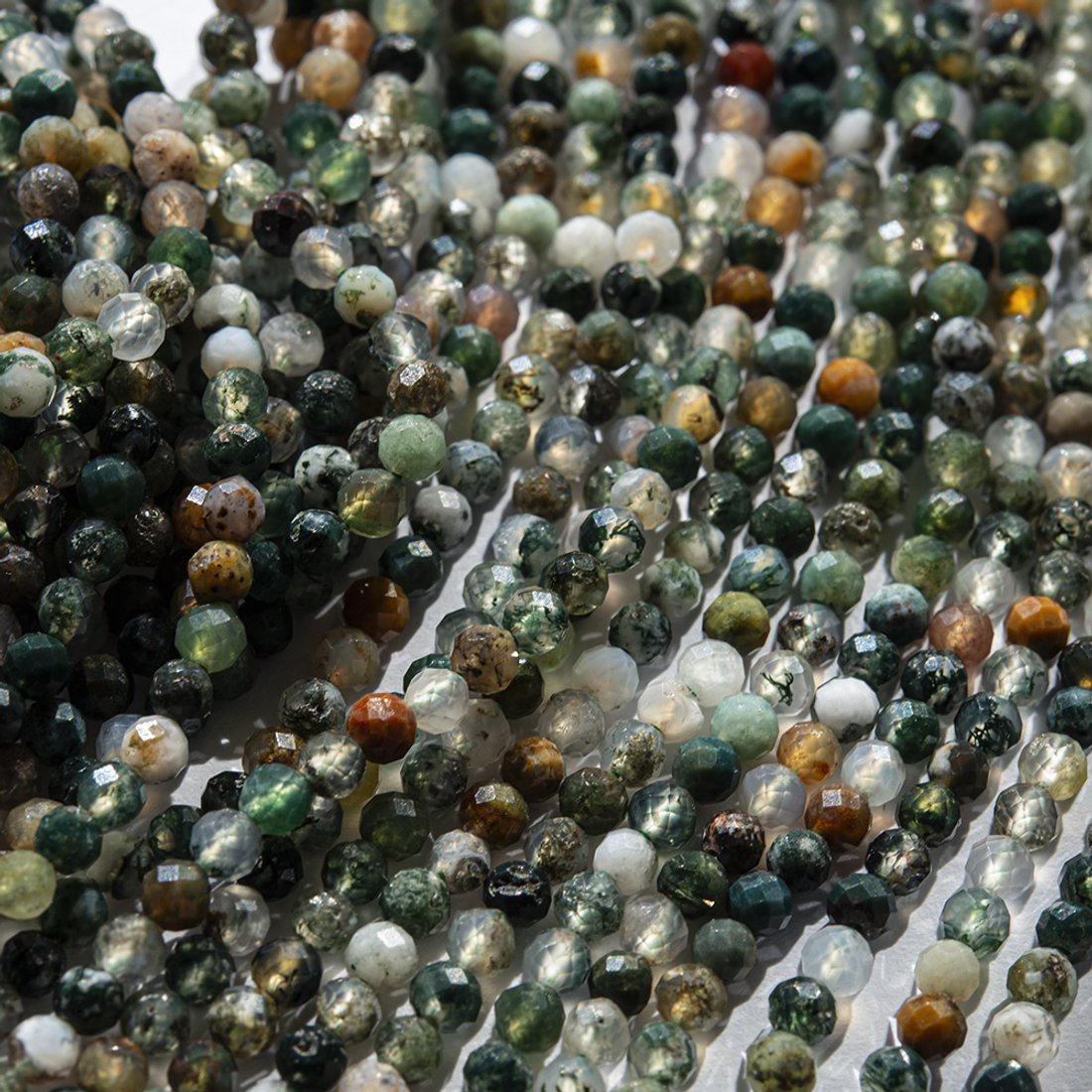 Моховой агат натуральный, 3,1мм, шар, микроогранка