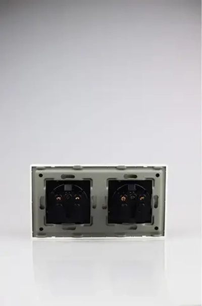 Розетки белые с заземлением, двойная розетка с защитными шторками