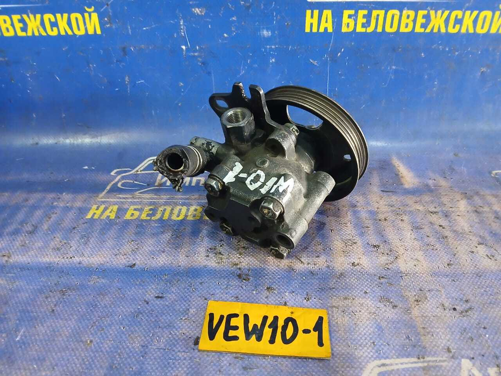 Насос ГУР NISSAN AVENIR 1997