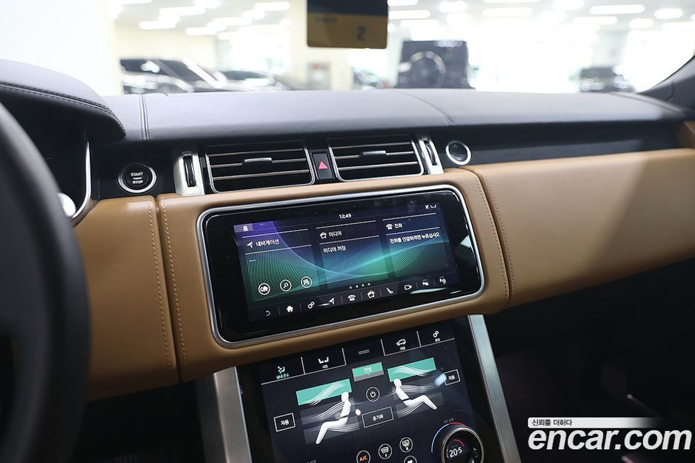 Land Rover Range Rover 4 Generation 4.4 SDV8 AB LWB Дизель (08.2019)