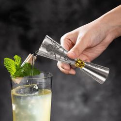 Джиггер 20/60 мл "MIXOLOGY-7" вращ. вставка Golden Skull нерж. B'Guys P.L.- Barbossa