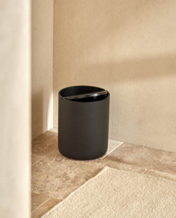 ZARA HOME КОРЗИНА ДЛЯ БУМАГ ИЗ СМОЛЫ С КРЫШКОЙ, ЧЕРНЫЙ