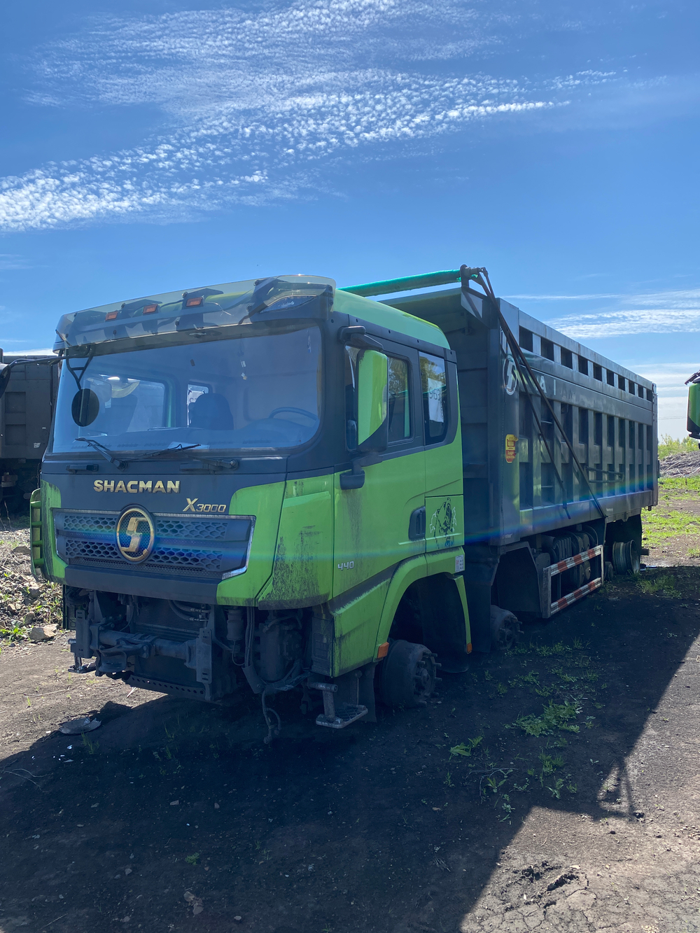 Shacman (Shaanxi) SX* 8x4 Самосвал SX33186W366C (Дизельный, 10,8 л, 441 л.с., МТ)