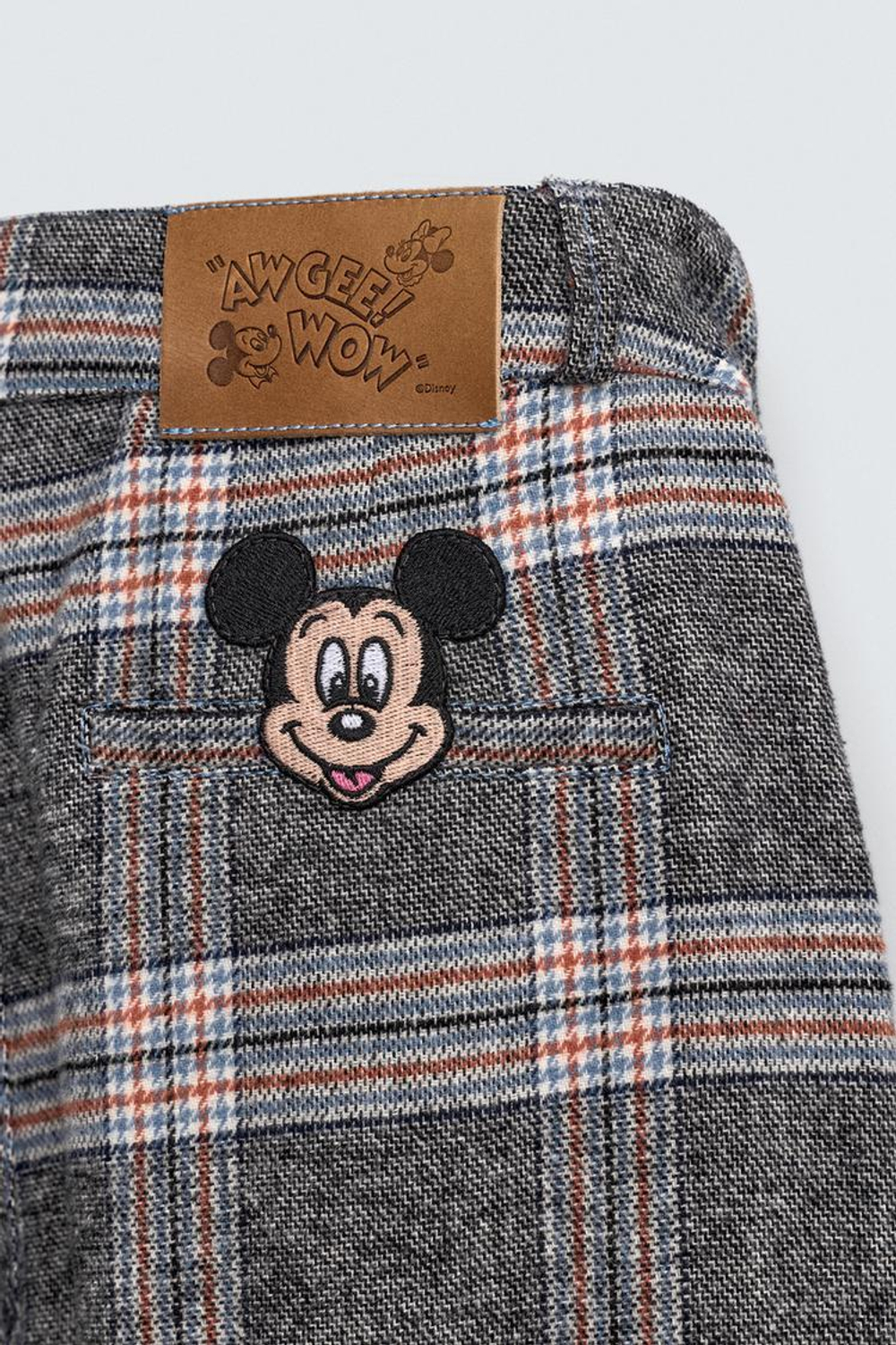 ZARA X DISNEY БРЮКИ В КЛЕТКУ С НАШИВКОЙ MICKEY MOUSE, СЕРЫЙ