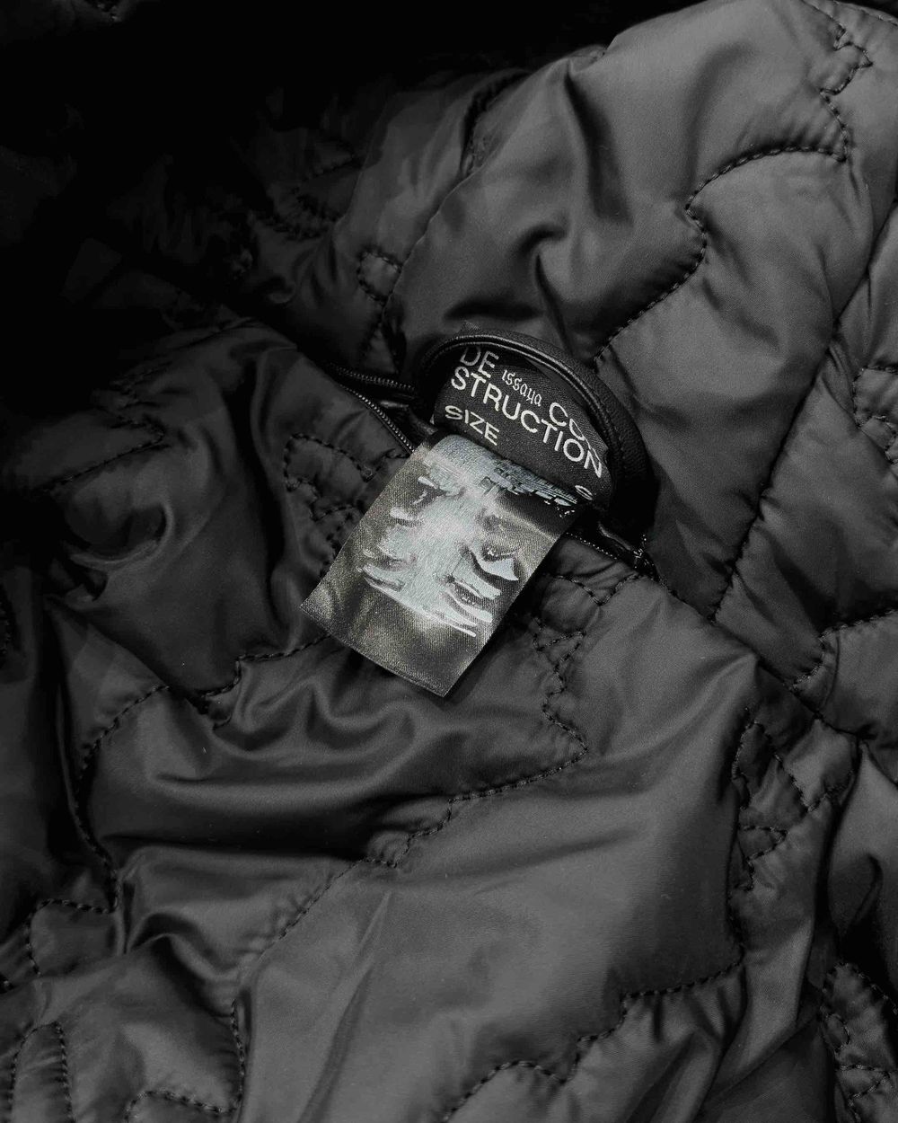 Куртка Issaya Orbed 2.0 Monoblack черная