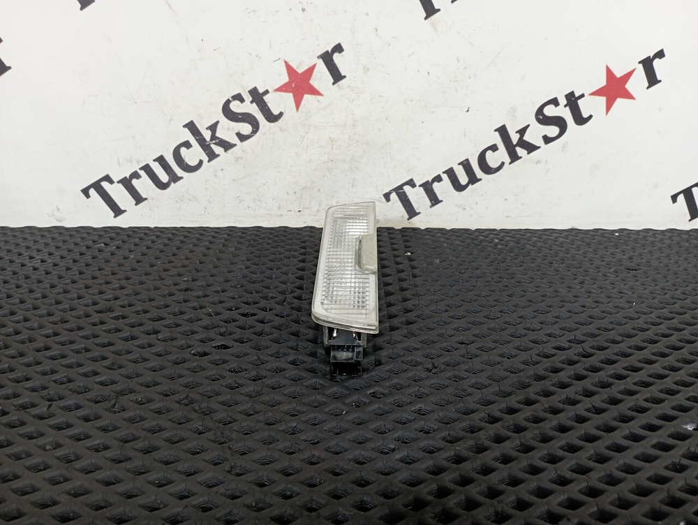 Плафон внутреннего освещения