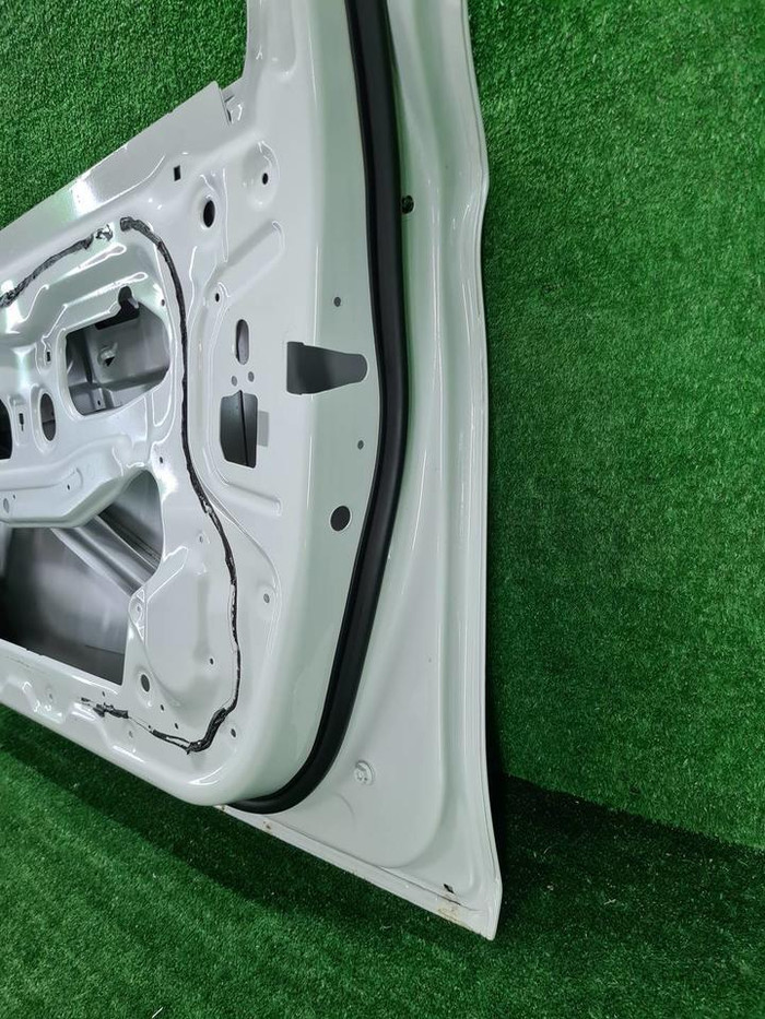 Дверь передняя правая BMW 5er F10 , F11 (2009-2017)