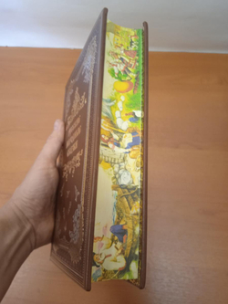 А.Н. Афанасьев "Русские народные сказки" Книги в кожаных обложках в 3-х томах, в футляре