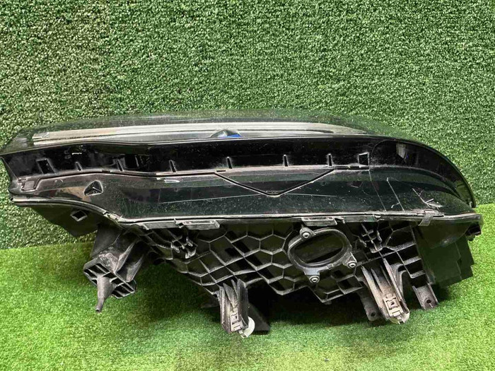 Фара левая BMW X7 G07 (2019-2022) Laser Light