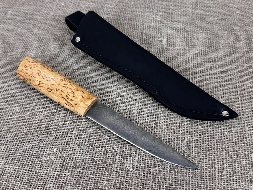 Шкуросъемный нож "Якут", Дамасская сталь, рукоять карельская берёза