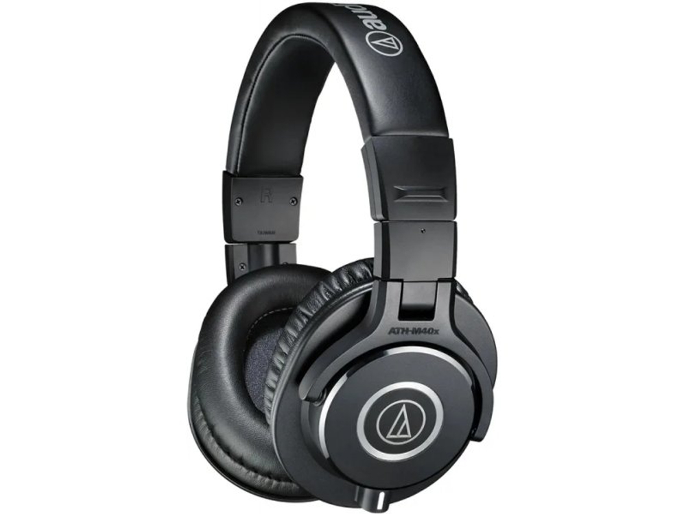 Проводные наушники Audio-Technica ATH-M40X черный