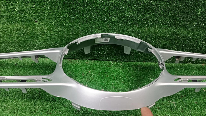 Накладка решетки радиатора Mercedes GLC X253 (2015-2019)