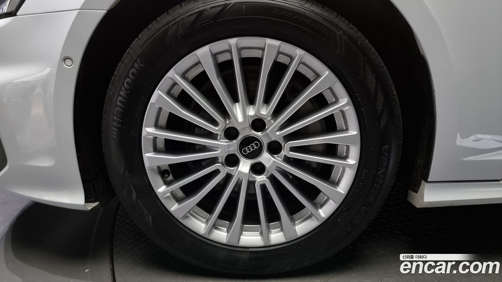 Audi A6 (C8) 45 TFSI Premium (06.2021)