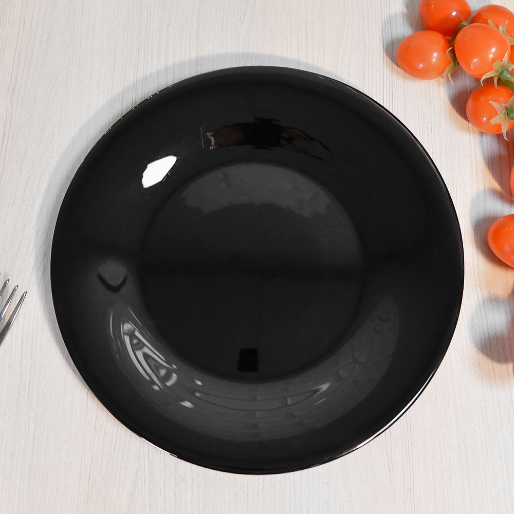 Тарелка обеденная 23см Black