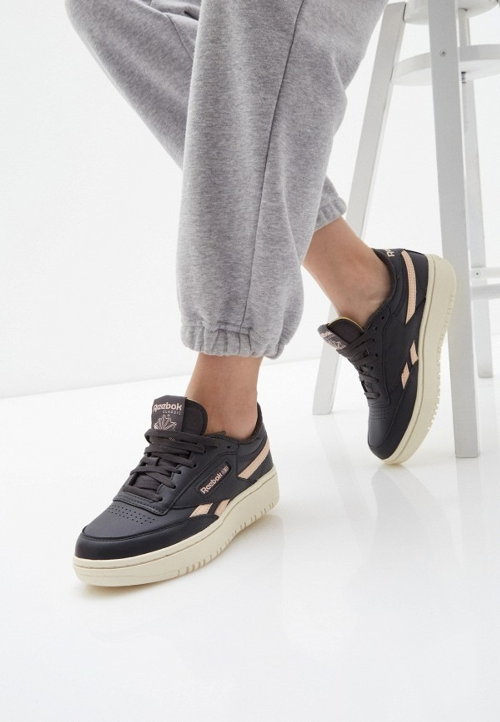 Кеды женские REEBOK CLUB C DOUBLE REVENGE