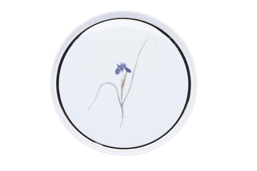 2b87e7ef84054c01a3234f1663b2f95a