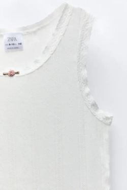 ZARA КОМПЛЕКТ ИЗ ФУТБОЛКИ И ШОРТ, ЭКРЮ