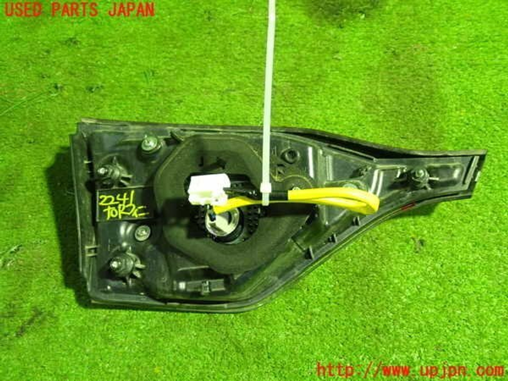 стоп-вставка правая Toyota Corolla ZRE212 2021