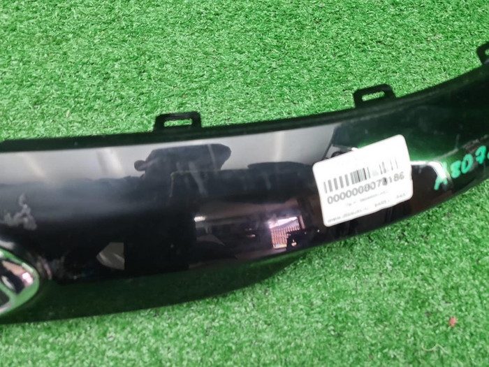 Накладка решетки радиатора JAC JS3 (2023-н.в.)