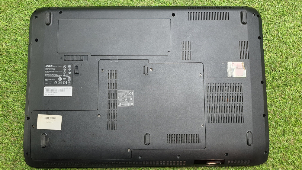 Ноутбук Acer i7/4Gb/GTS 250M 1 Gb/FHD/ASPIRE 8940G-724G50Bi/Windows 7