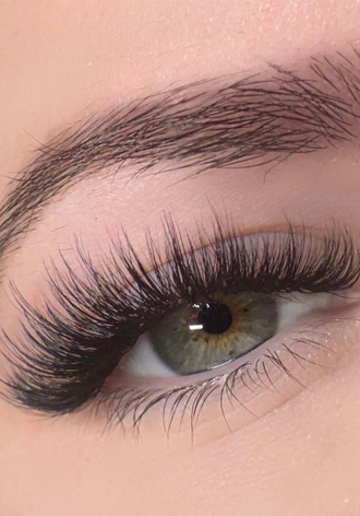 Наращивание ресниц. LED- наращивание. Классика от 1600 руб