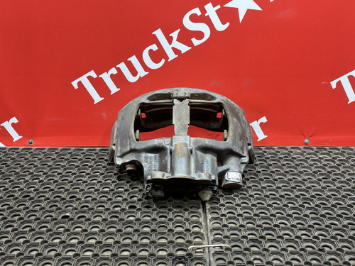 Суппорт передний левый 2018г.