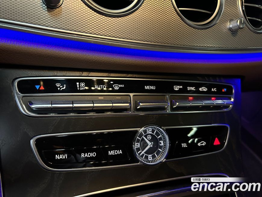 Mercedes-Benz E-Class W213 E250 Avangarde (06.2020)