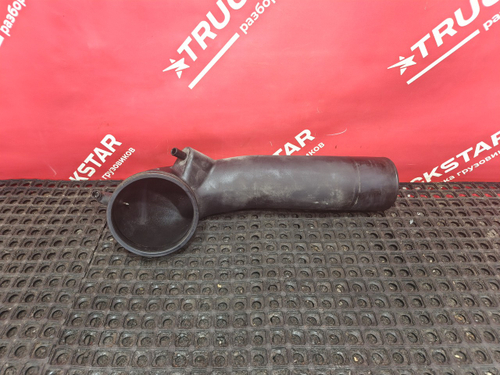 Патрубок воздушного фильтра