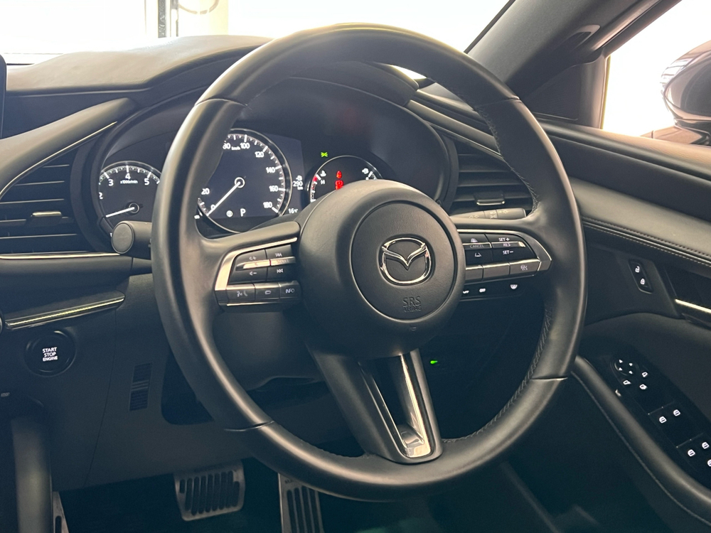 Mazda Mazda3, 2020 год