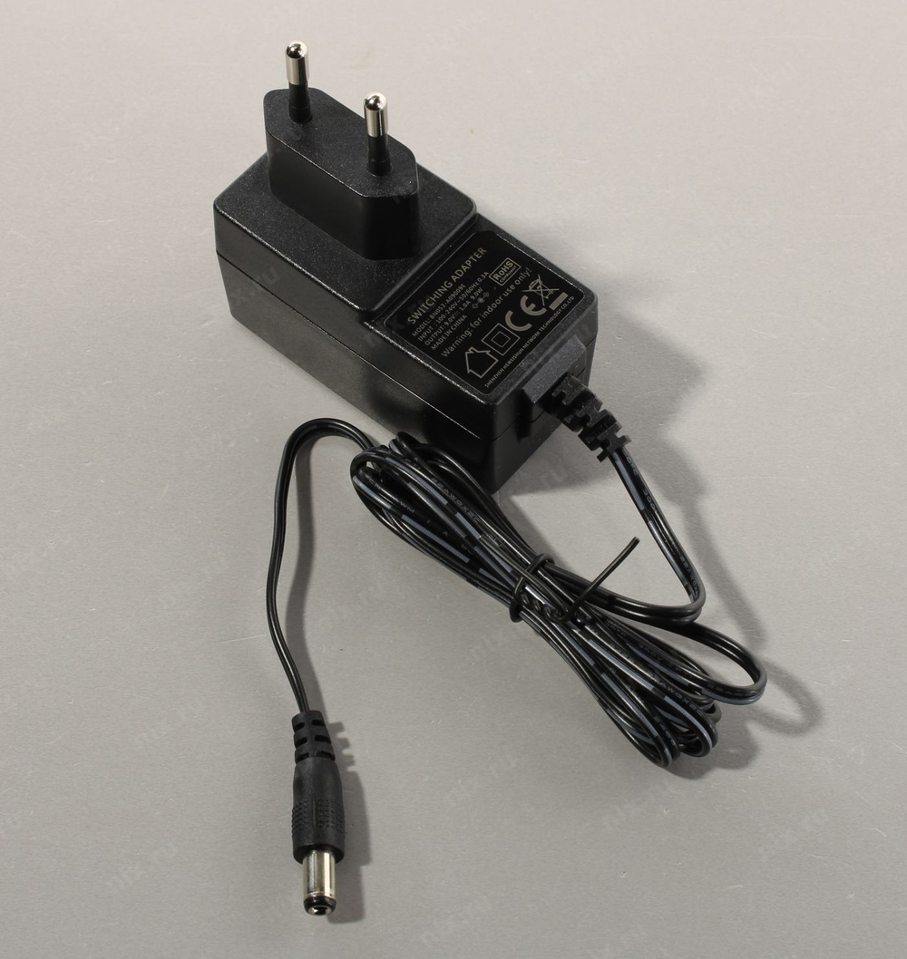 TENDA &lt;AC8&gt; AC1200 Dual-Band WiFi Gigabit Router (3UTP 1000Mbps,  1WAN,  802.11a/b/n/ac, 4x6dBi)