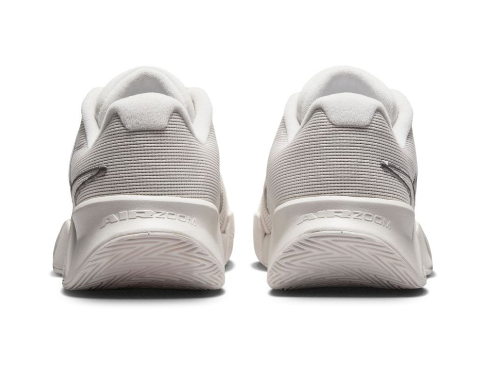 Теннисные кроссовки Nike Zoom GP Challenge Pro Premium