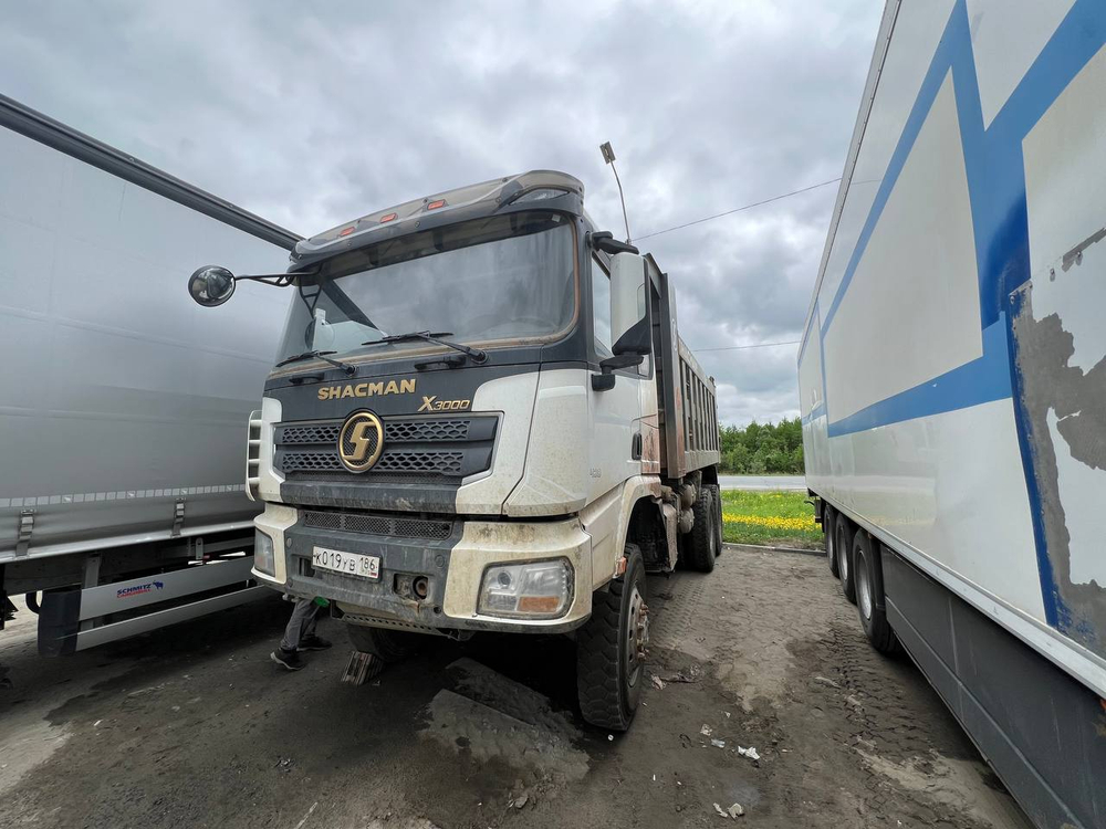 Shacman (Shaanxi) SX* 6x6 Самосвал SX32586V385 (Дизельный, 11,6 л, 423 л.с., МТ)