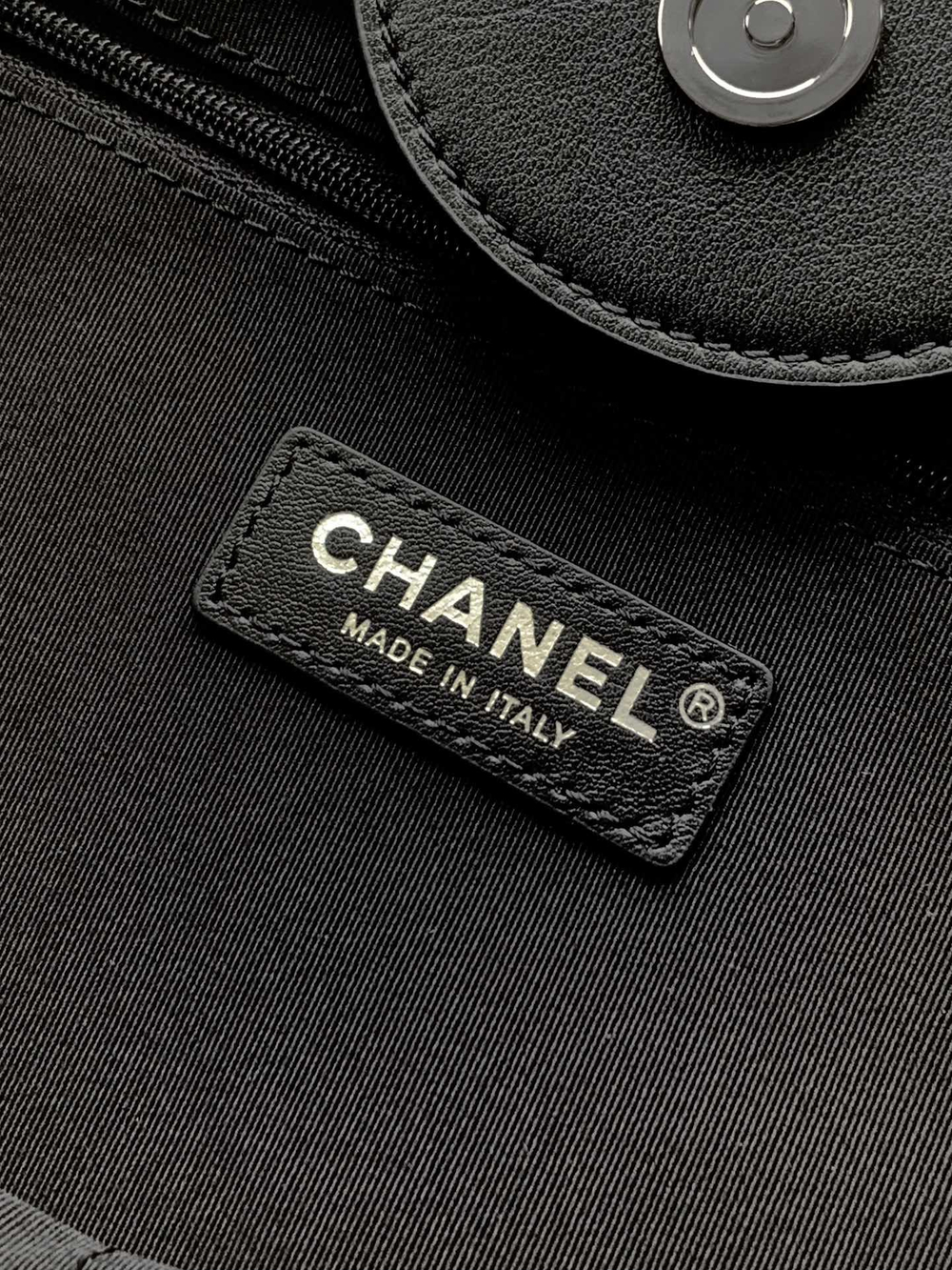 Chanel Shopping Bag 38 cm