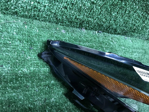 Стекло фары правое Lexus NX 1 (2014-2017) Full LED