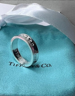 Кольцо из серебра 925 Tiffany, Тиффани. Узкое💠В наличии