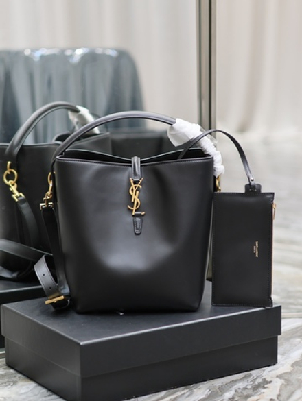 Saint Laurent Le 5 A 7 26 cm