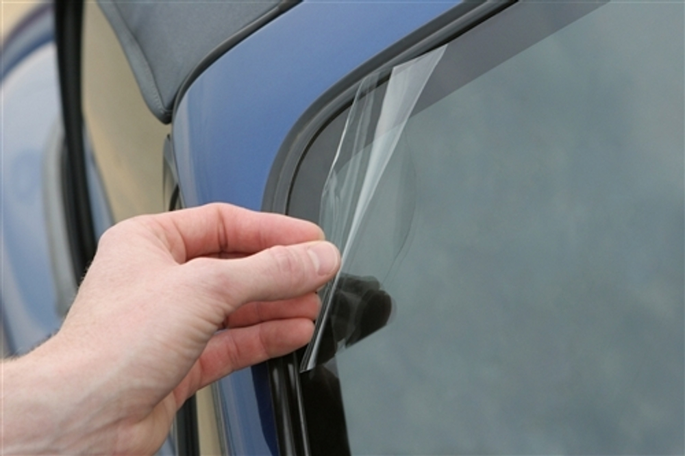 Защитная плёнка на лобовое стекло EPU-WSF windshield ppf. 1,22*1м.