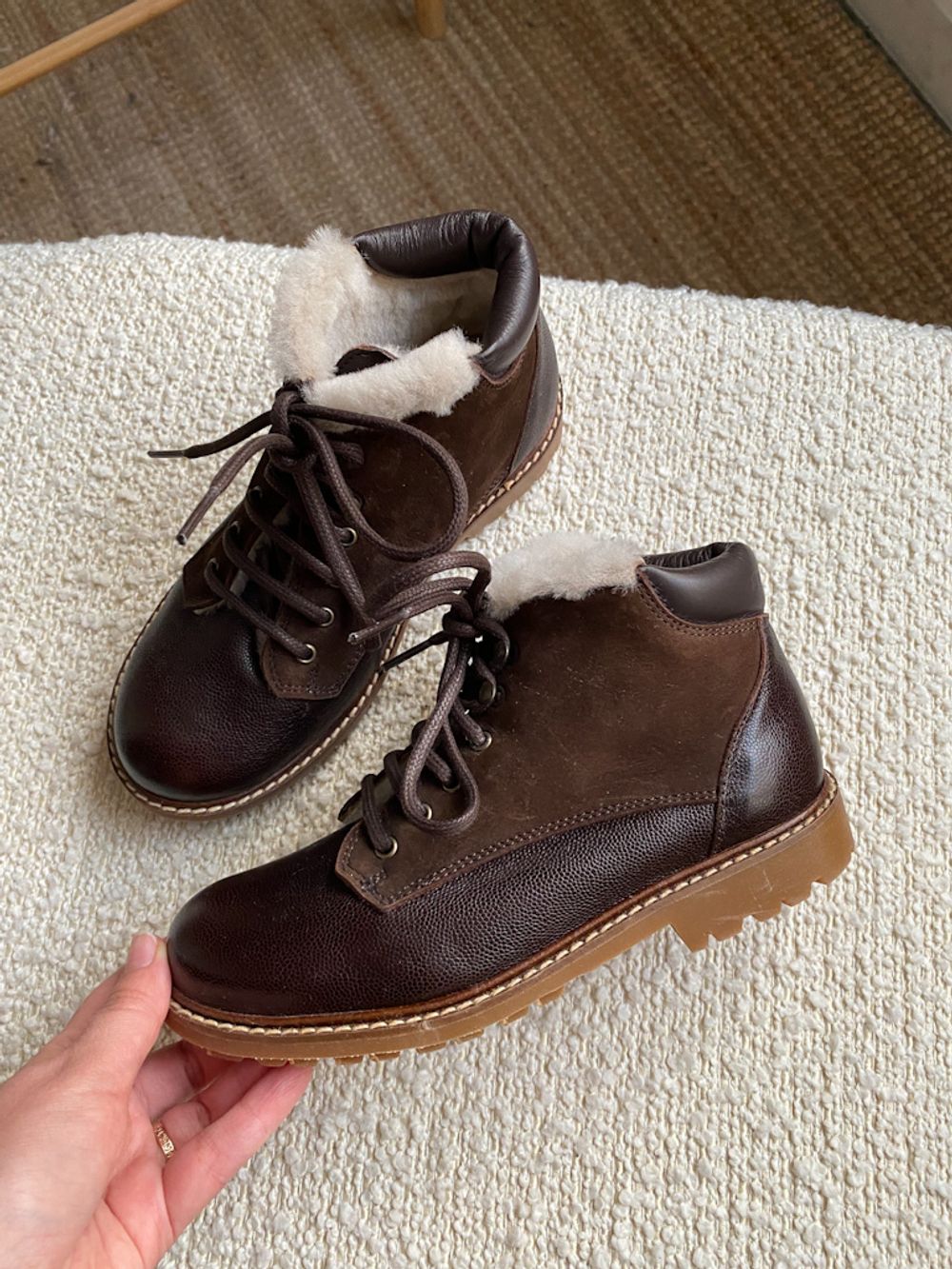 Новые зимние кожаные ботинки Bonpoint, 33