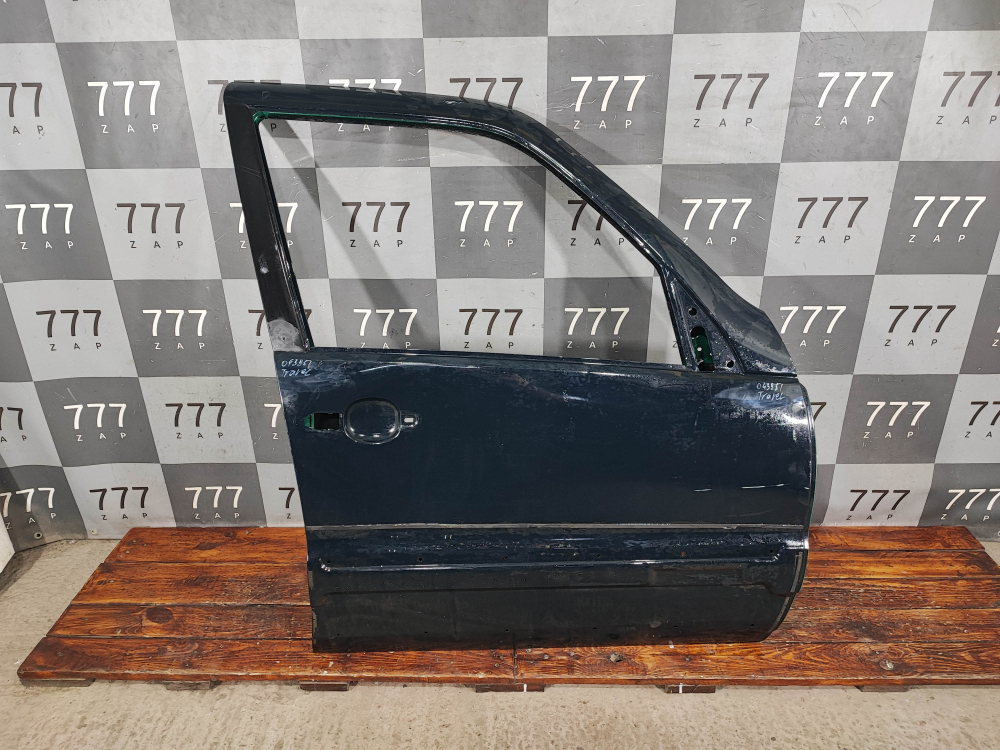 Дверь передняя правая Lada Niva Travel 20-нв Б/У Оригинал 21230610002075
