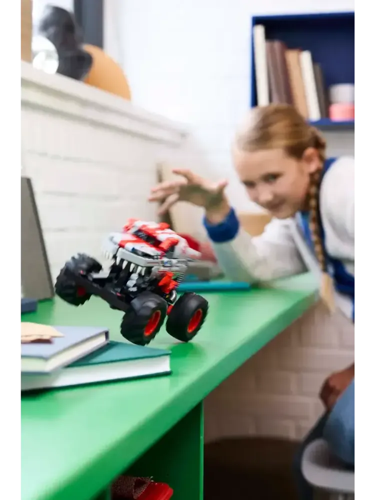 Конструктор машинка Technic 42200 Monster Jam ThunderROARu