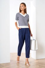 22396 Джемпер женский (молочно-синий жаккард)