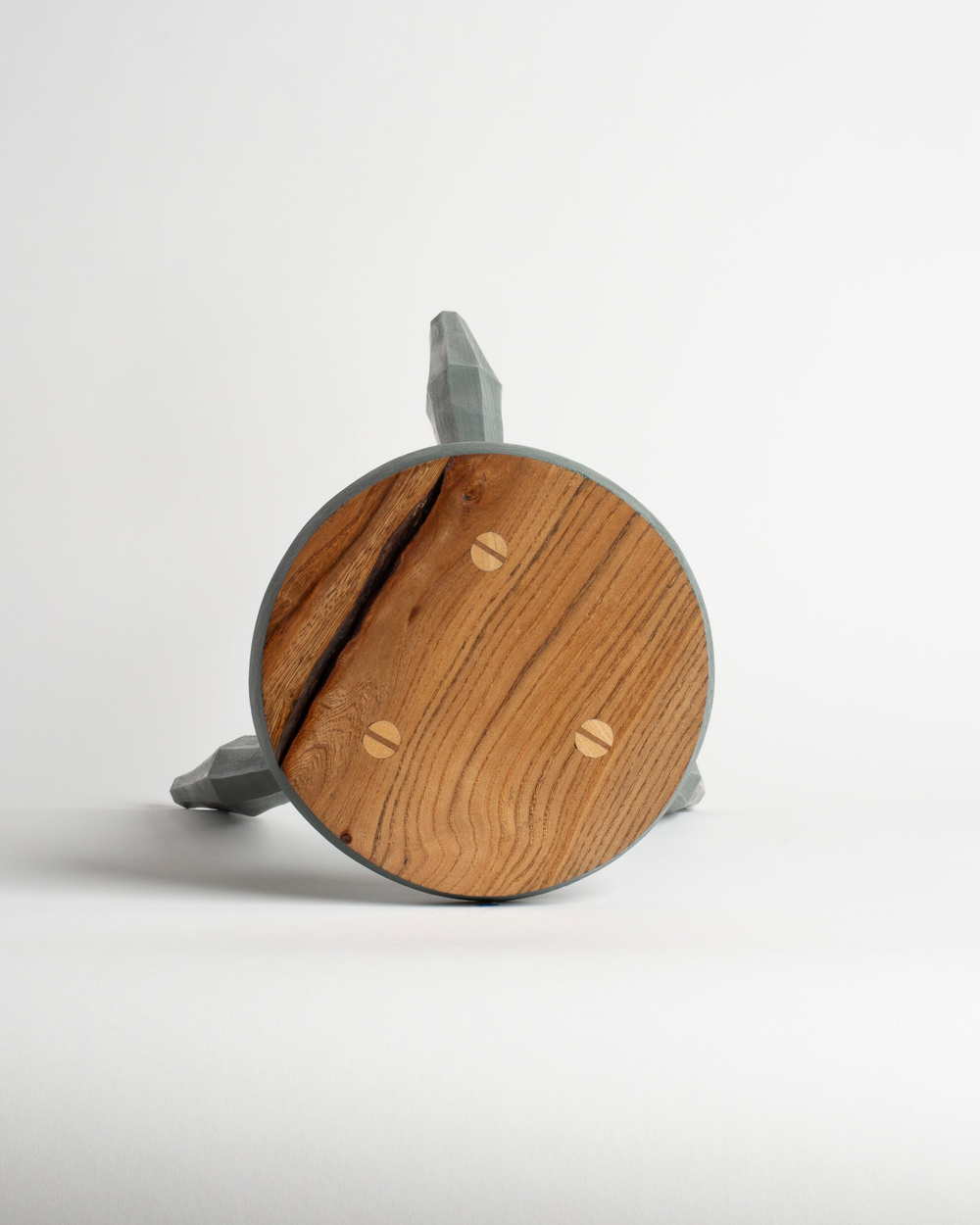 Табурет JW Anderson Home Elm and Ash Round Milking Stool in Green