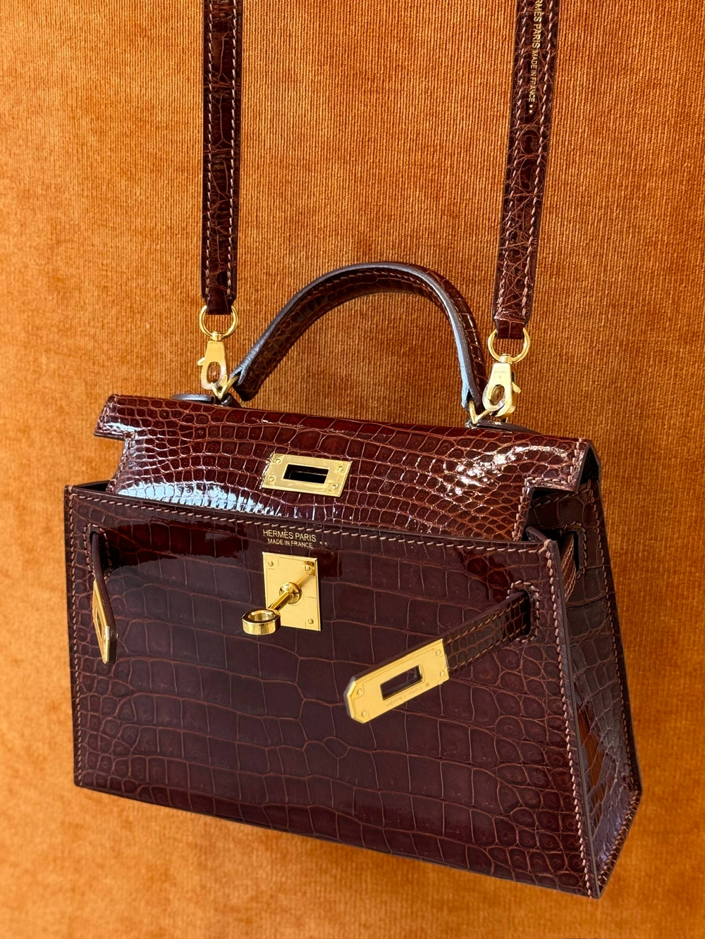 Сумка Hermes из кожи крокодила