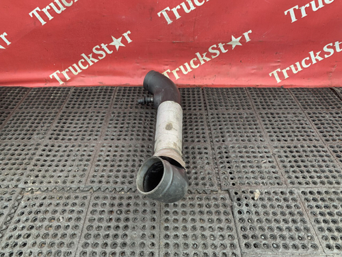 Патрубок воздушного фильтра 2017г