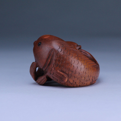 Нэцкэ Два карпа (Инь и Янь)