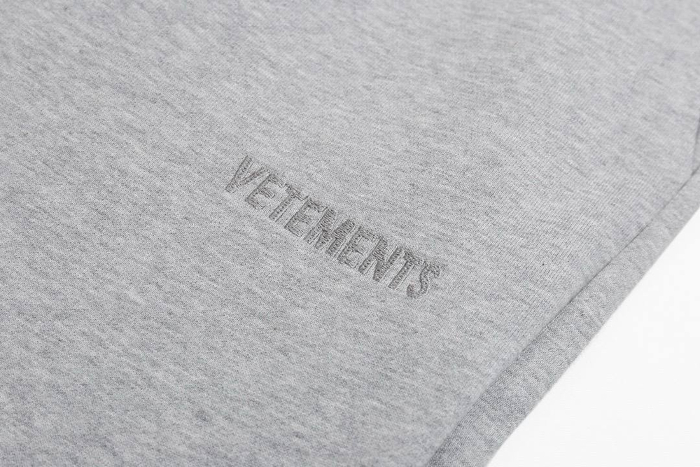 Спортивные штаны Vetements