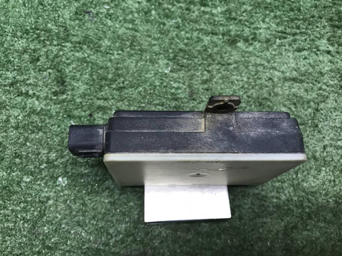 Датчик слепых зон Range Rover Velar (2017-2023)