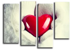 Модульная картина "Сердце в руках"